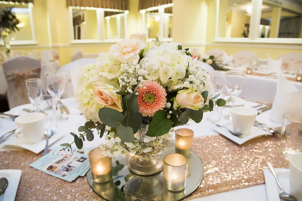 הליפקס The Tower House Hotel